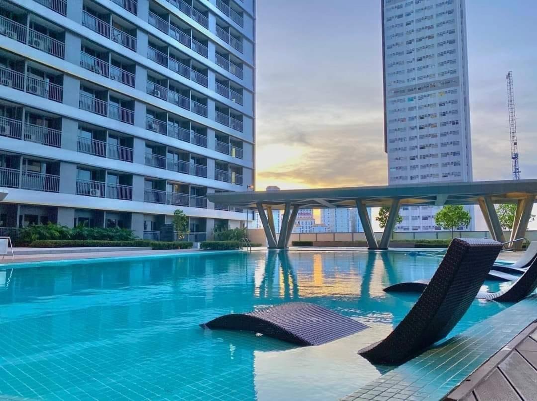 Smdc Fame Residence Luxurious Family Suite Condo Near Mrt Mandaluyong Luaran gambar